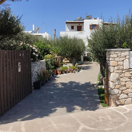 Sunset Studios And Apartments For Adults Over 21 Only Náousa Exteriör bild