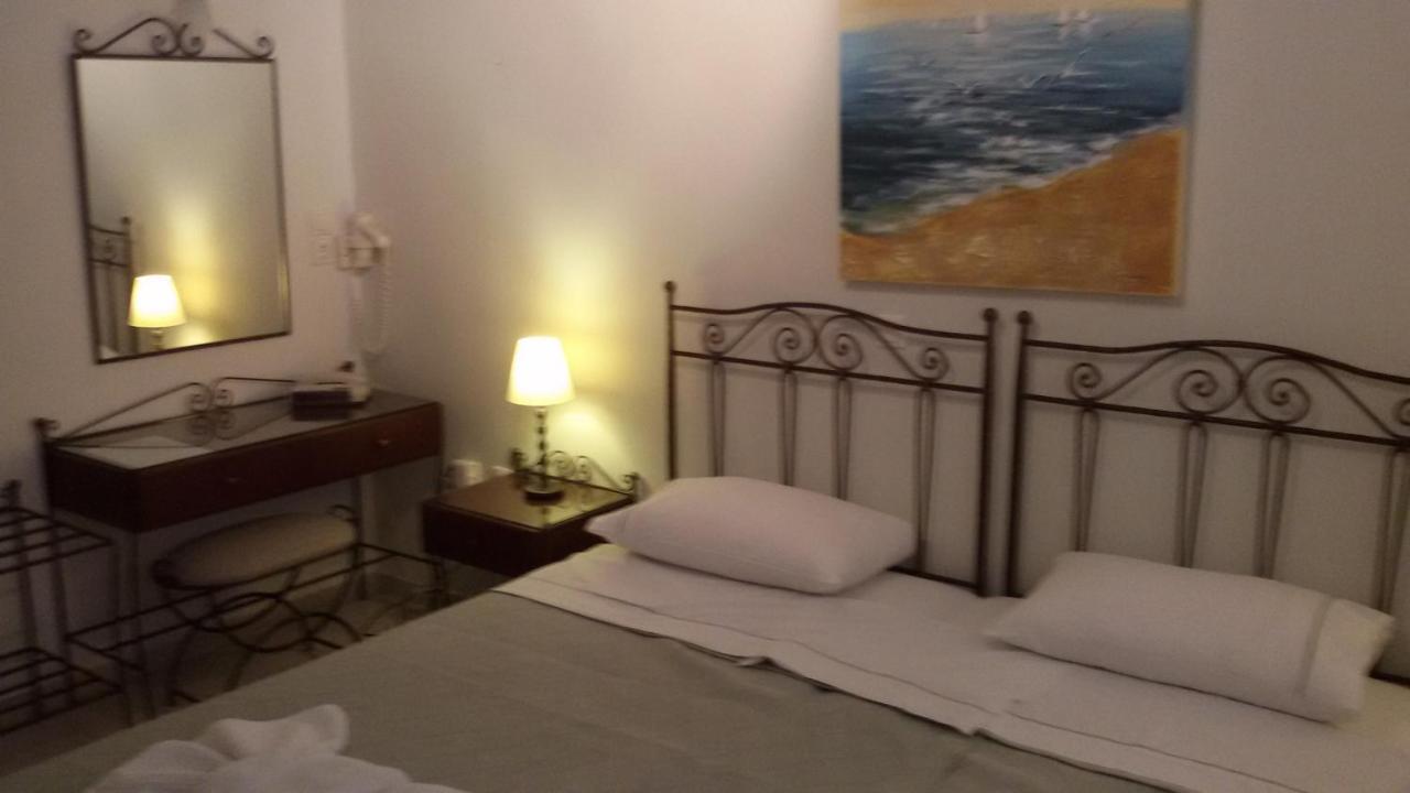Sunset Studios And Apartments For Adults Over 21 Only Náousa Exteriör bild