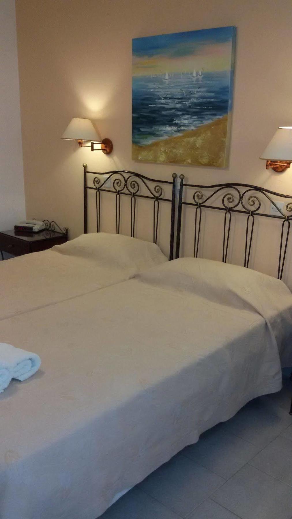 Sunset Studios And Apartments For Adults Over 21 Only Náousa Exteriör bild